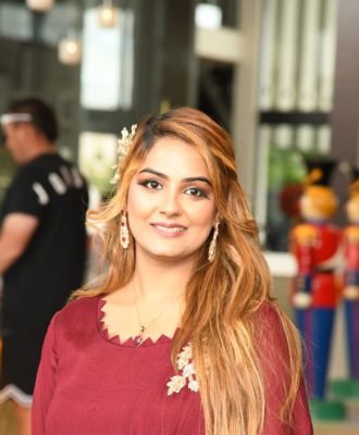 Makeup Classes - Geenu Makeup Magic